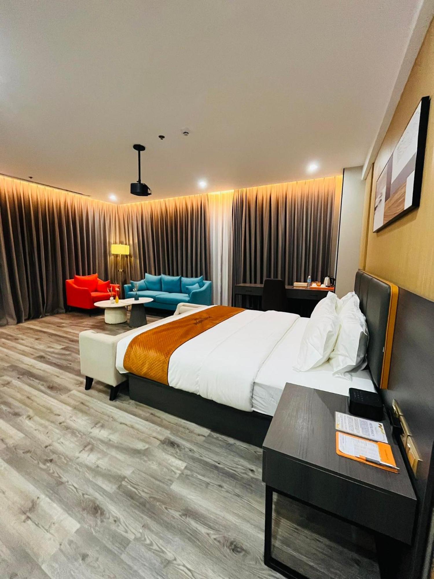 Venus Royale Hotel Coron Εξωτερικό φωτογραφία