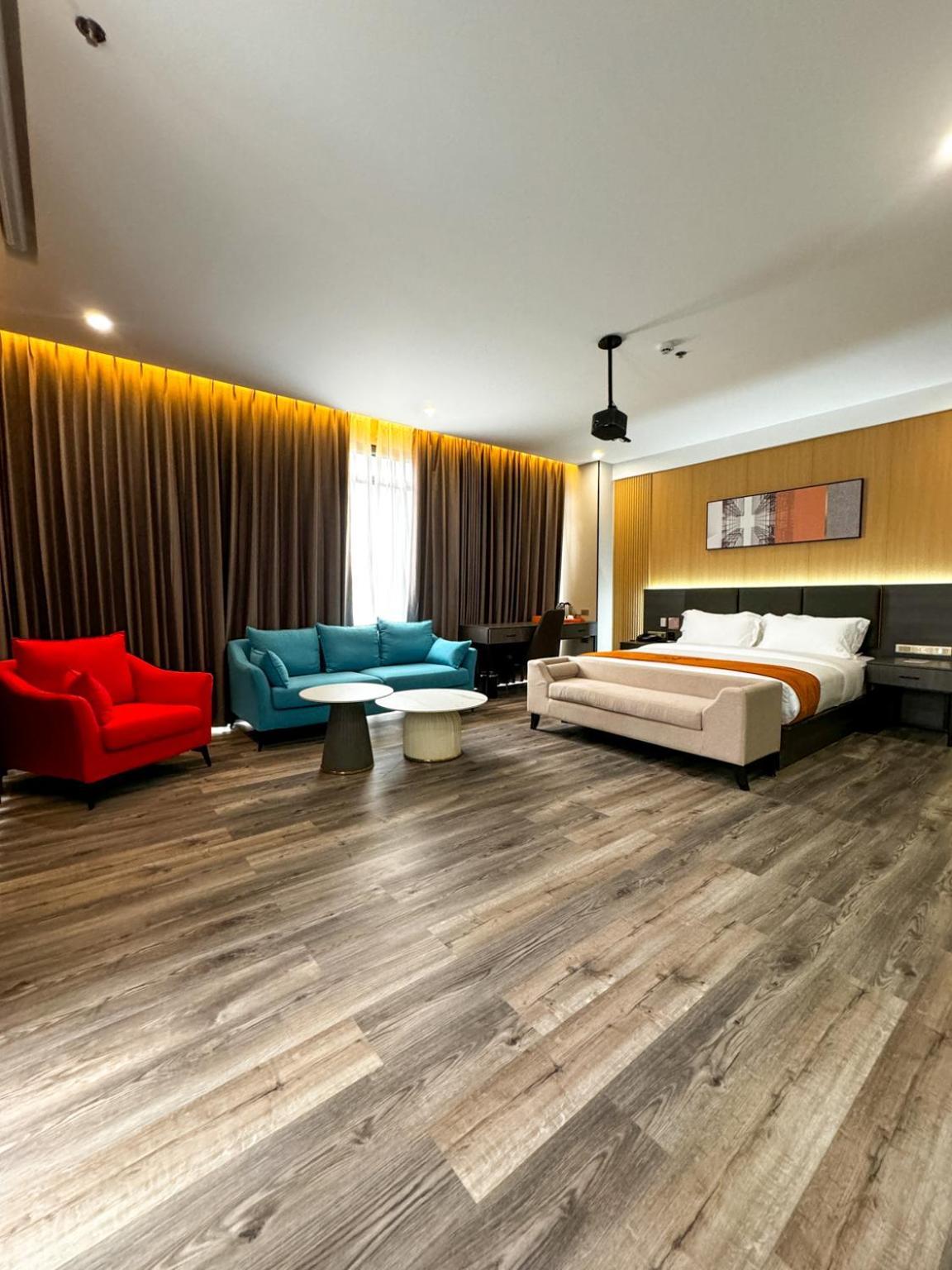 Venus Royale Hotel Coron Εξωτερικό φωτογραφία