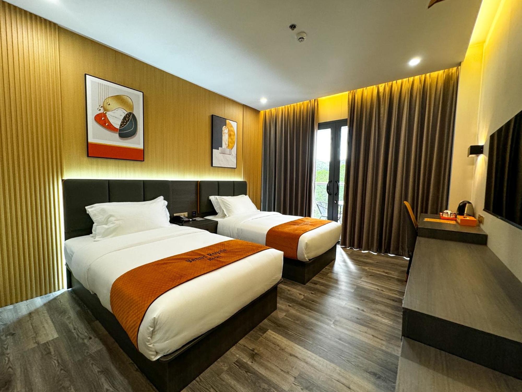Venus Royale Hotel Coron Εξωτερικό φωτογραφία