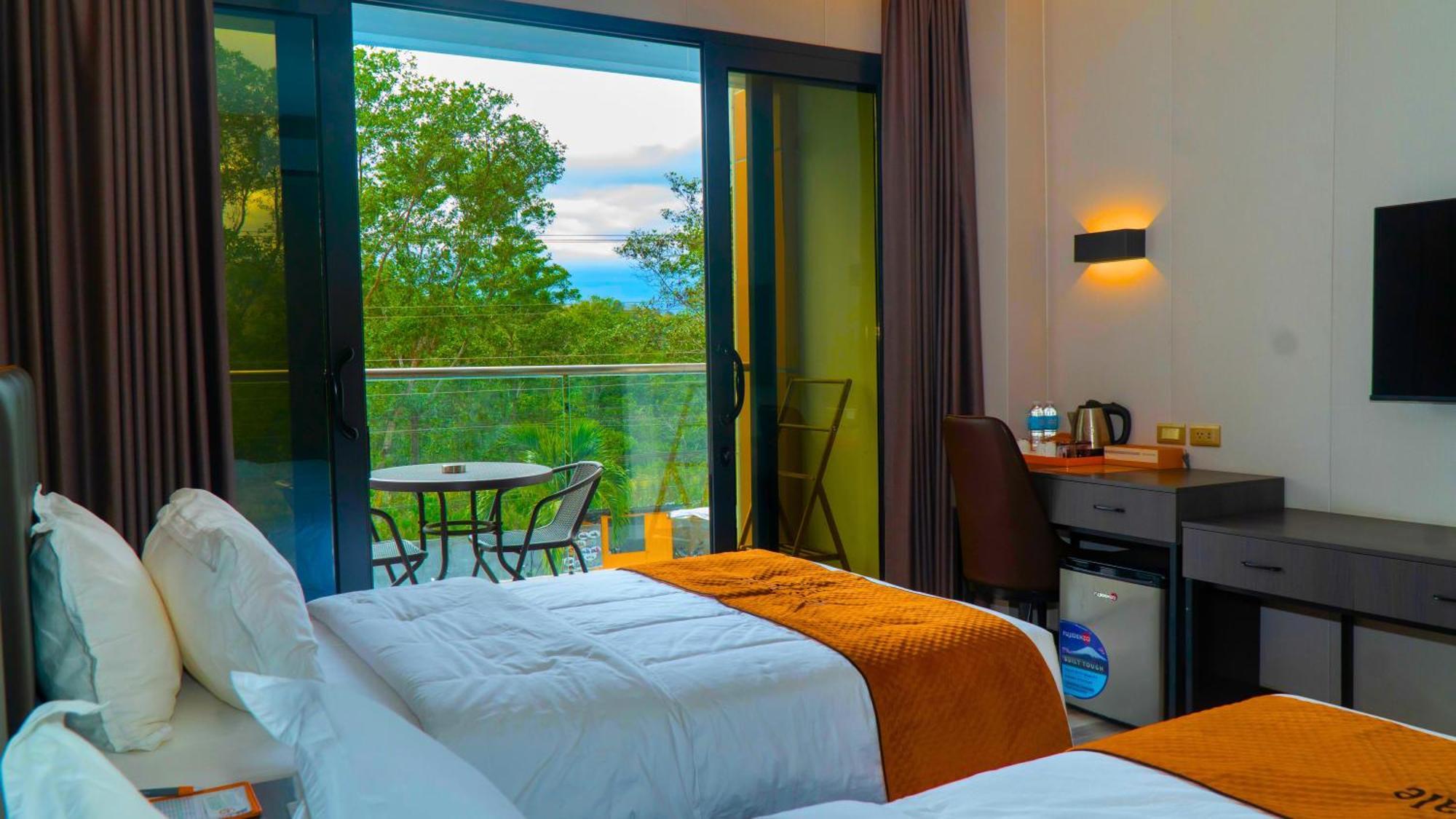 Venus Royale Hotel Coron Εξωτερικό φωτογραφία